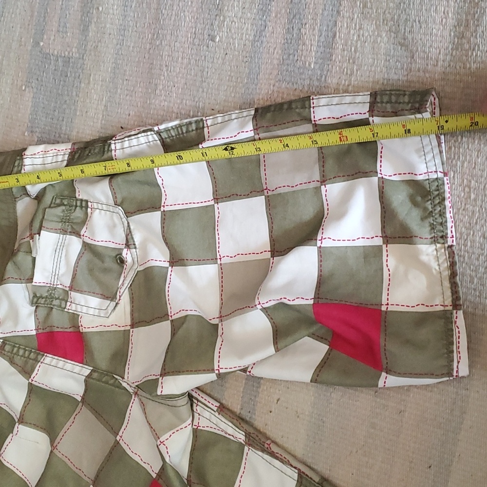Hurley Checker Boardshorts 0 - Picture 9 of 10